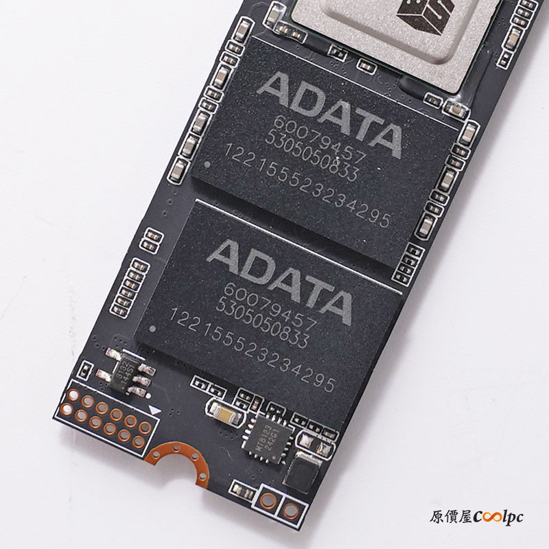 【開箱】4TB Gen4 M.2 SSD 不用九仟太驚人！威剛 XPG GAMING S70 PRO 4TB M.2 SSD。